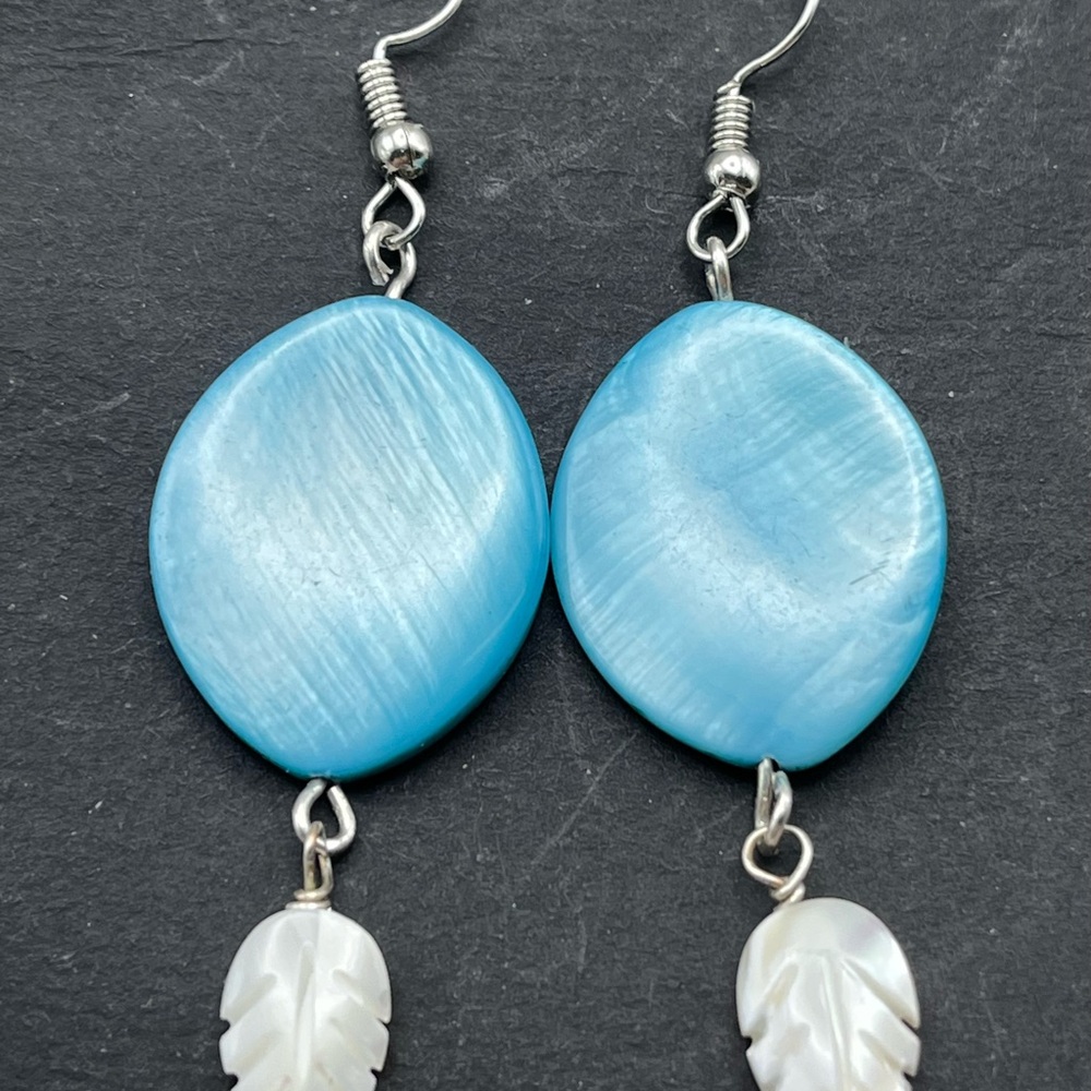 Ocean Blue Mother of Pearl Silver Tone Dangle Earrings Leaf Charm